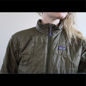 Patagonia NanoPuff jacket green
